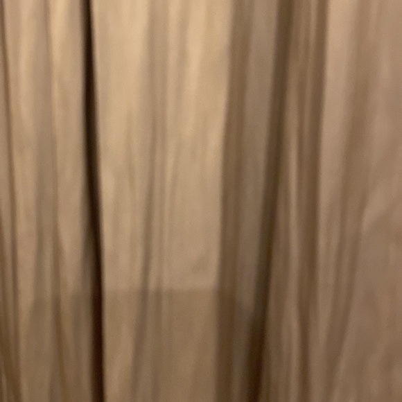 Zara Pleated Skirt - Picture 3 of 6